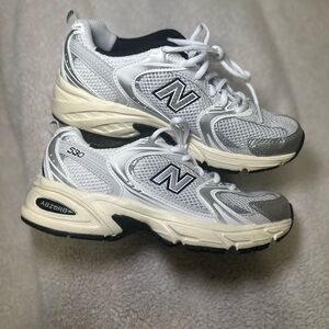New Balance 530